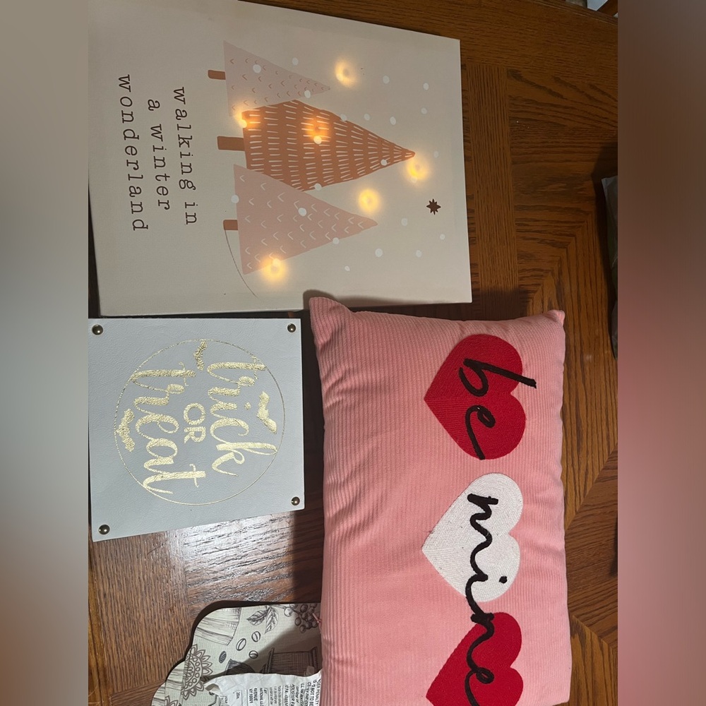 Holiday Decor Bundle